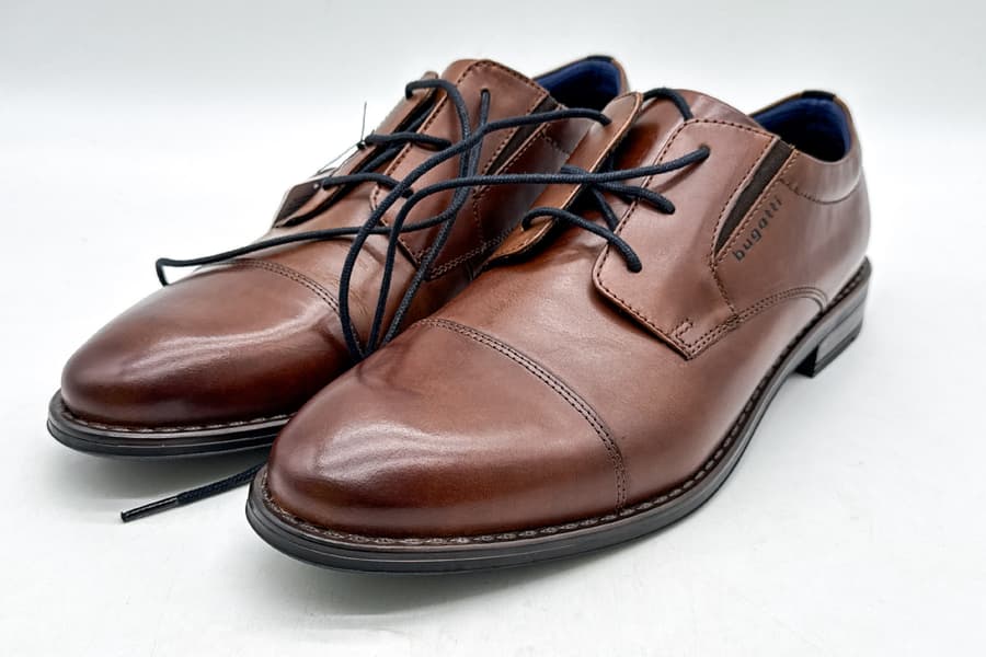 Herren Schuhe Bugatti, Gr. 45